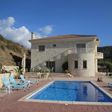Villa Melyia Kato Pyrgos Exterior photo