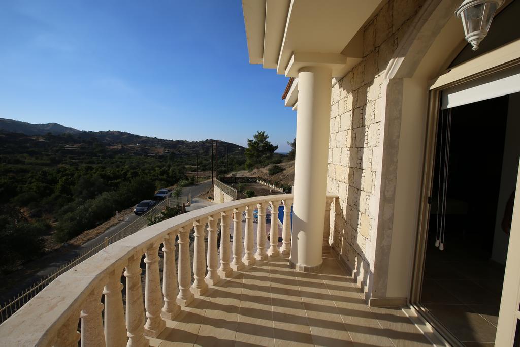Villa Melyia Kato Pyrgos Room photo
