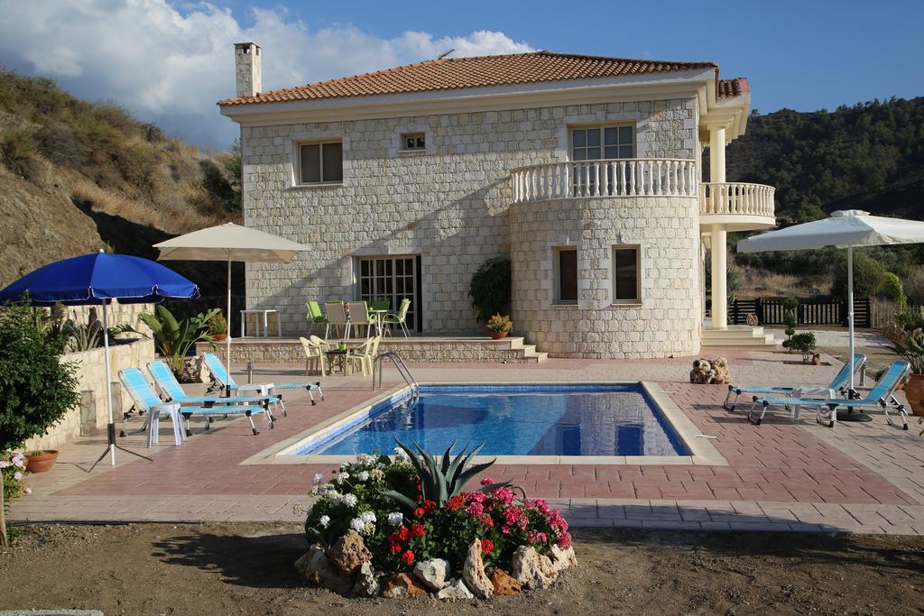 Villa Melyia Kato Pyrgos Room photo
