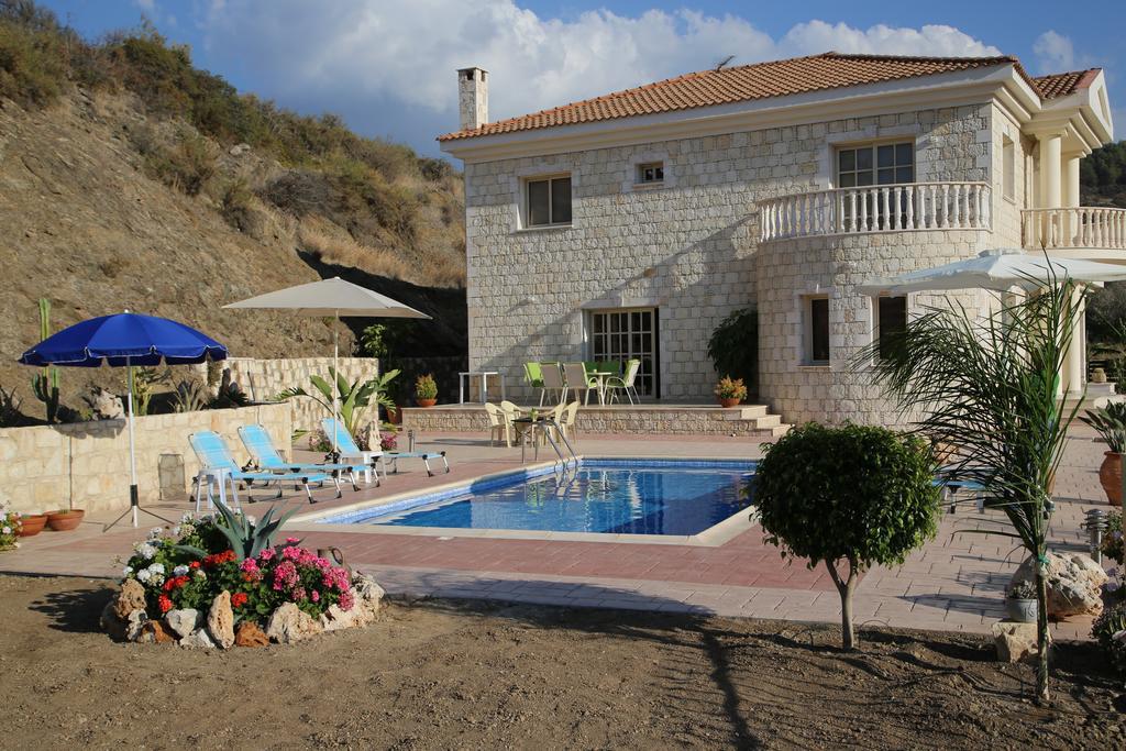 Villa Melyia Kato Pyrgos Room photo
